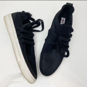 Steve Madden Lancer Fashion Sneaker Shoes Flats Black Fabric Size 8